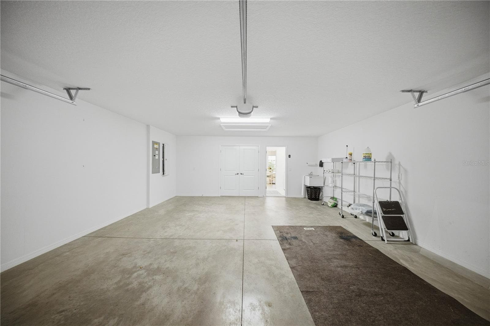 Single Family Residence at 2505 DREW CIR, THE VILLAGES, photo 17 of 44
