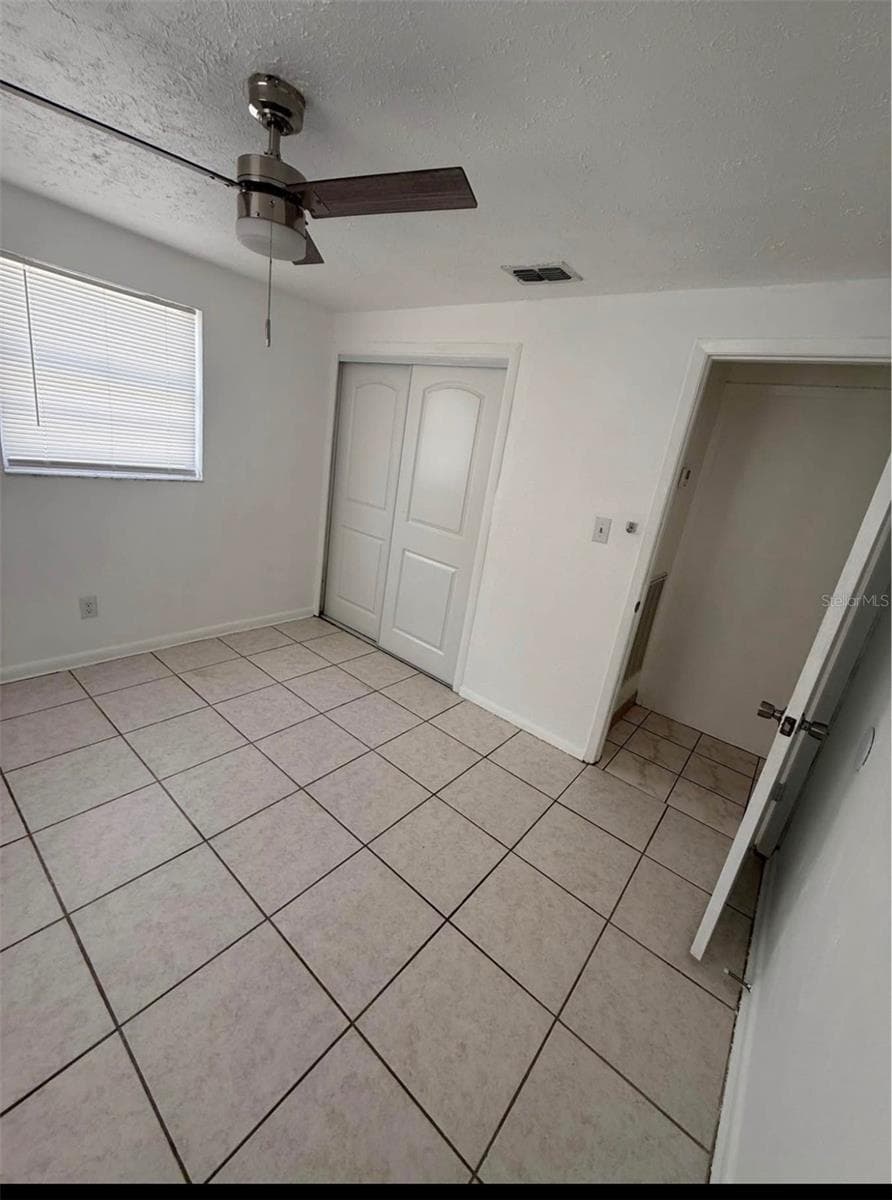Single Family Residence at 7210 N HUBERT AVE, TAMPA, photo 7 of 15