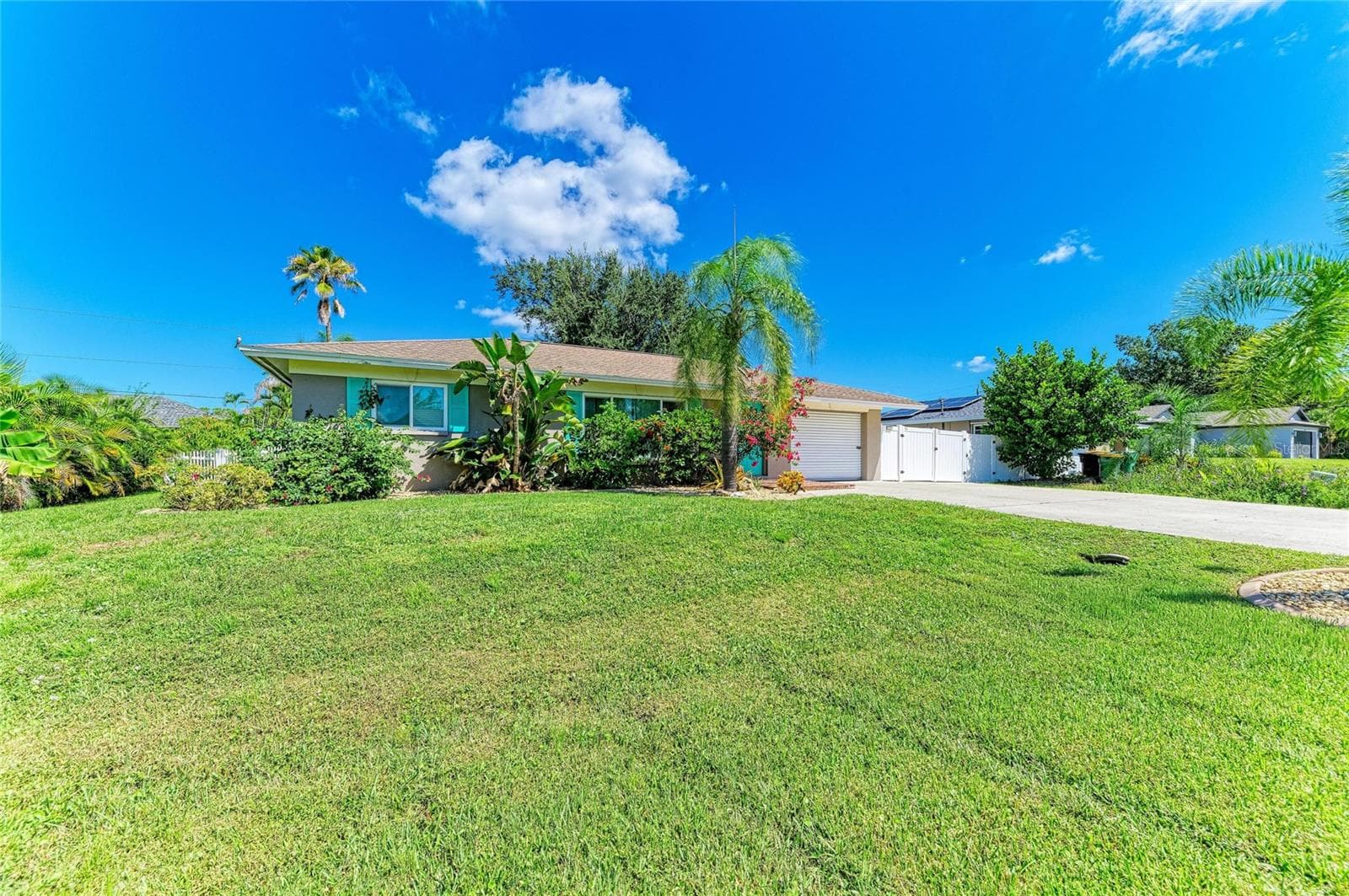 Single Family Residence at 6006 GILLOT BLVD, PORT CHARLOTTE, photo 2 of 68