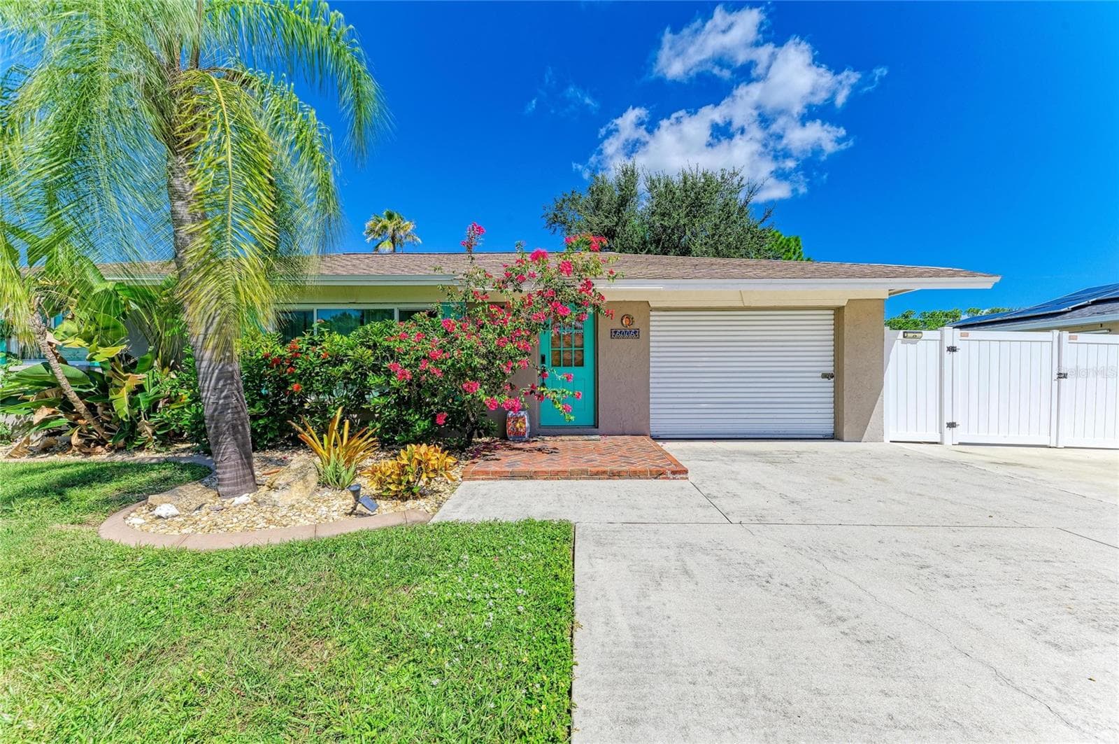 Single Family Residence at 6006 GILLOT BLVD, PORT CHARLOTTE, photo 17 of 68