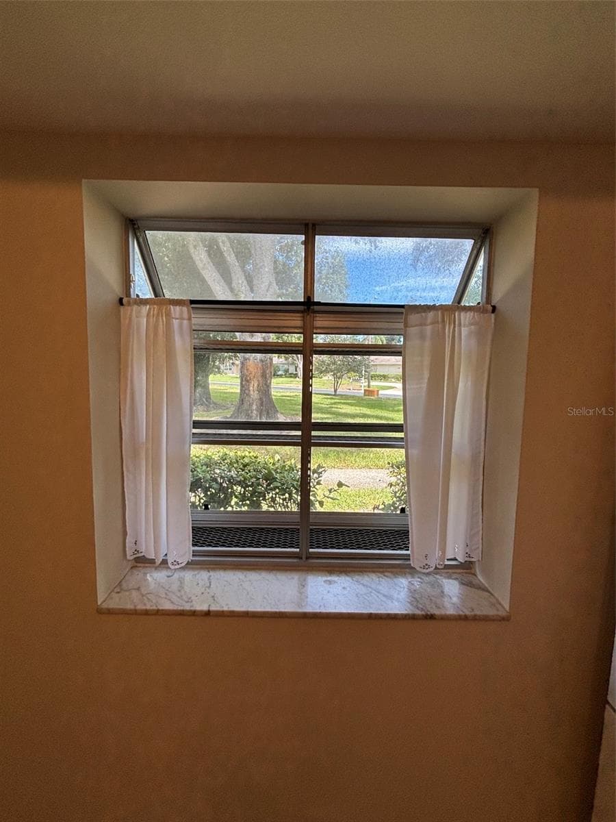 Villa at 1059 DUNROBIN DR #B, PALM HARBOR, photo 9 of 29