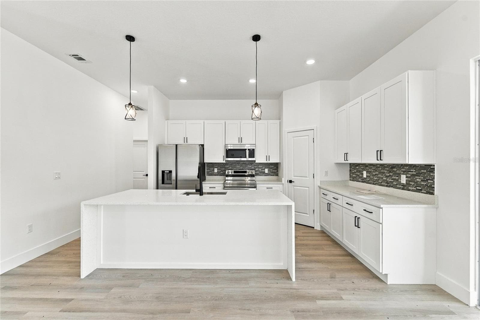 Single Family Residence at 2378 SW 156TH LOOP, OCALA, photo 15 of 43