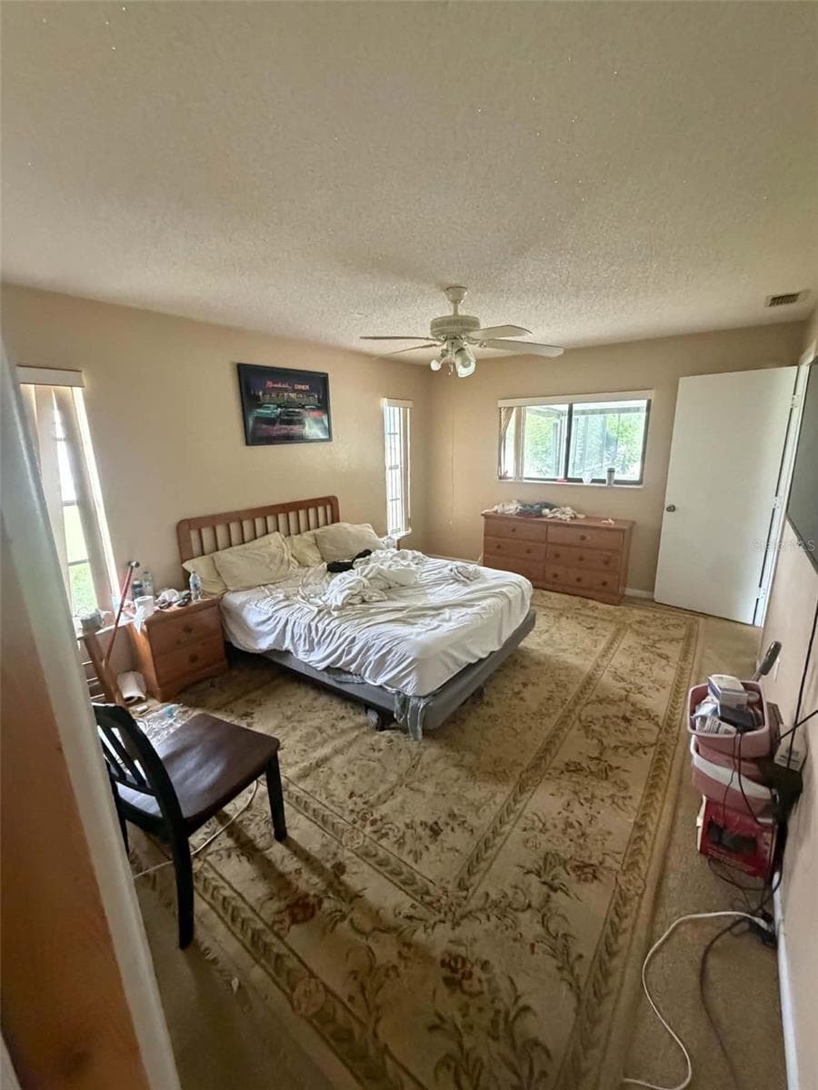 Single Family Residence at 7230 TOLEDO RD, SPRING HILL, photo 6 of 10