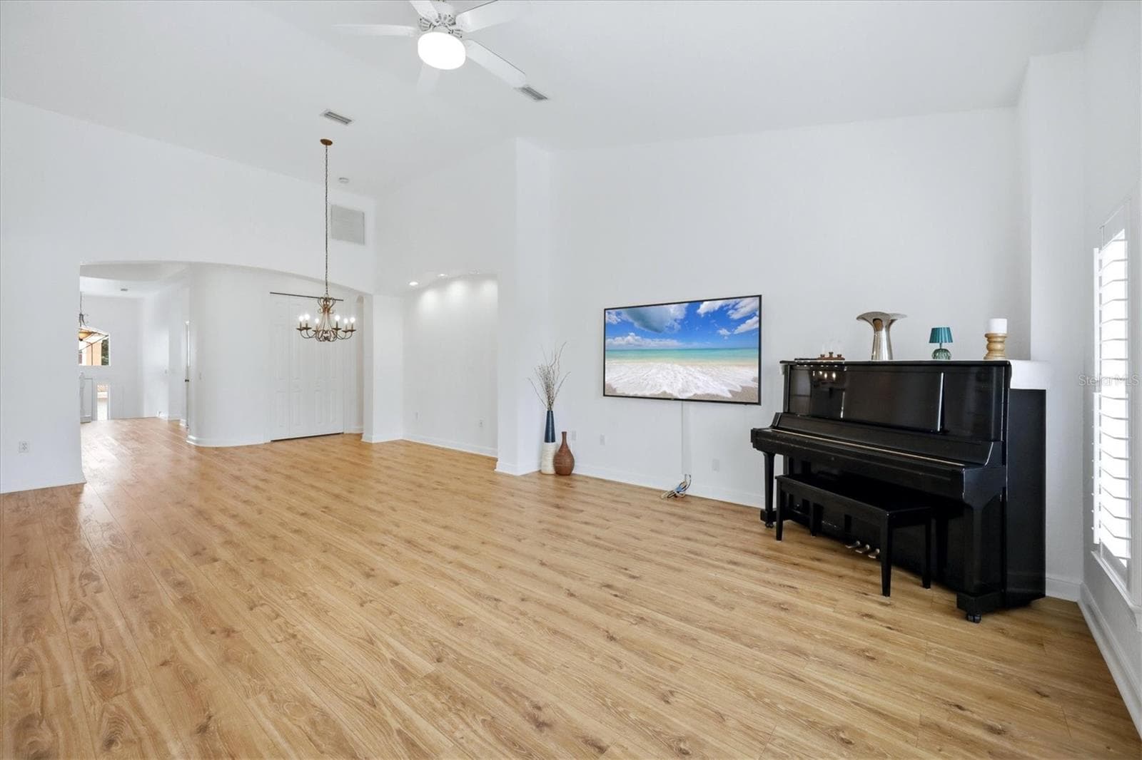 dining space can hold a long or circular table/chairs, open floor plan - 5458 46TH CT W, BRADENTON