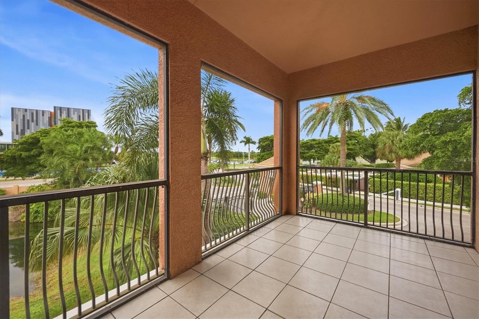 Condominium at 5458 46TH CT W, BRADENTON, photo 27 of 38