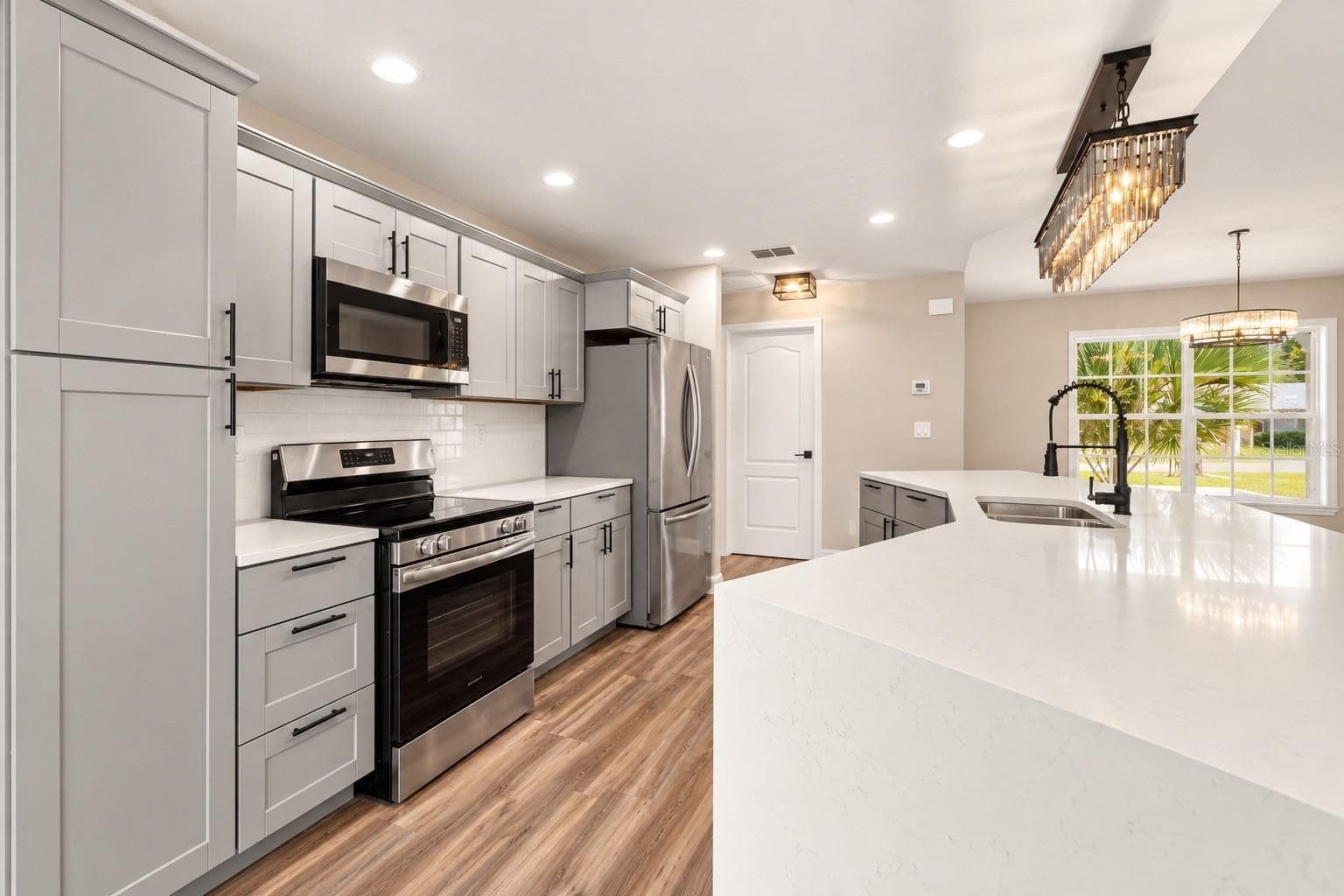 Kitchen - SPRING HILL, SPRING HILL