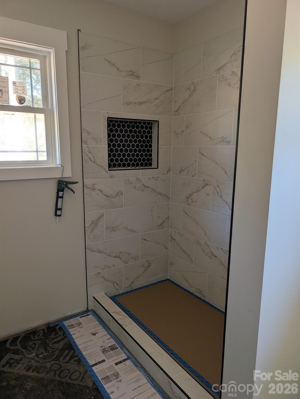 Full tile primary shower - 1895 Knolls Drive, Newton