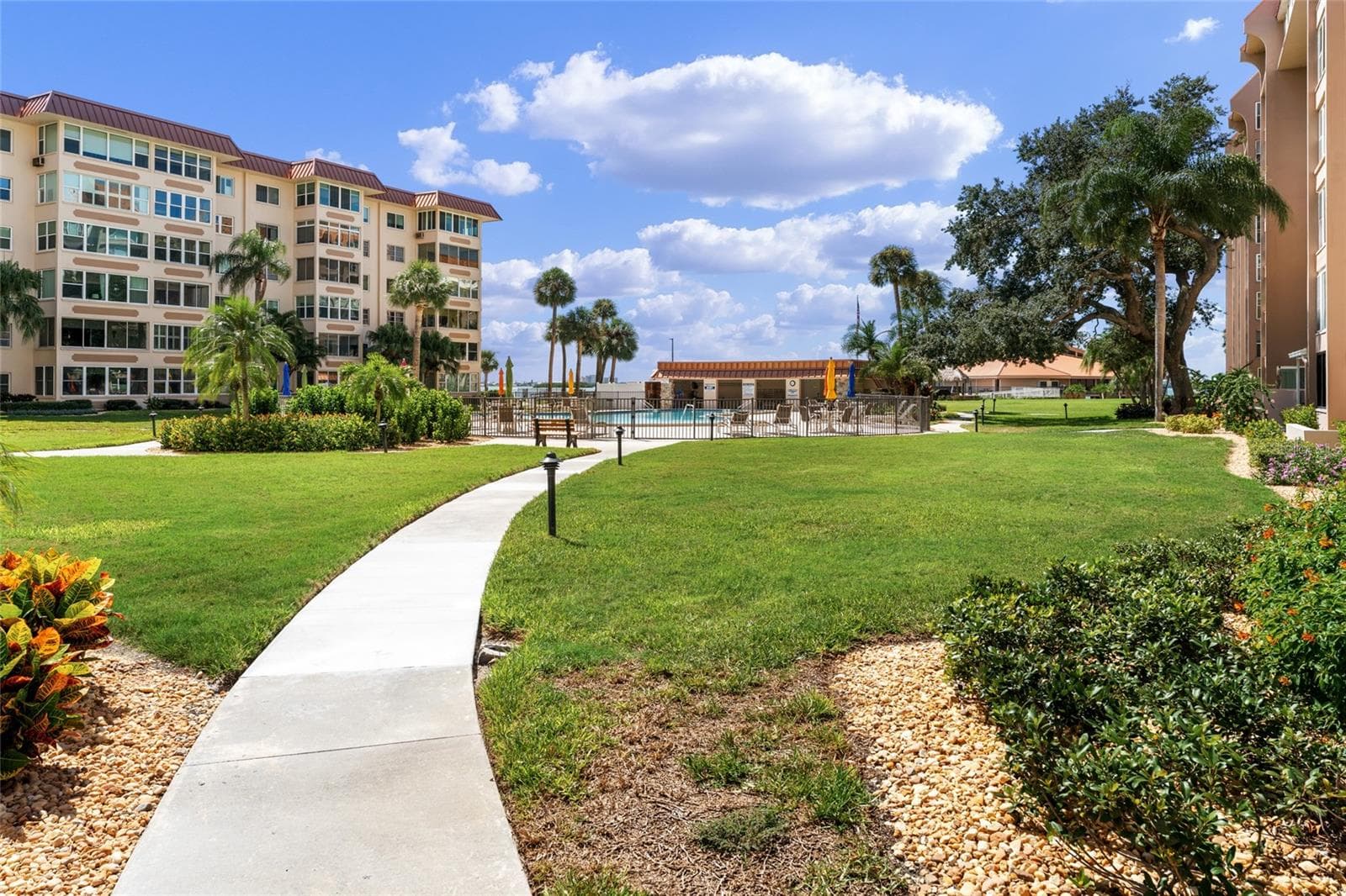 Condominium at 622 EDGEWATER DR #721, DUNEDIN, photo 50 of 84