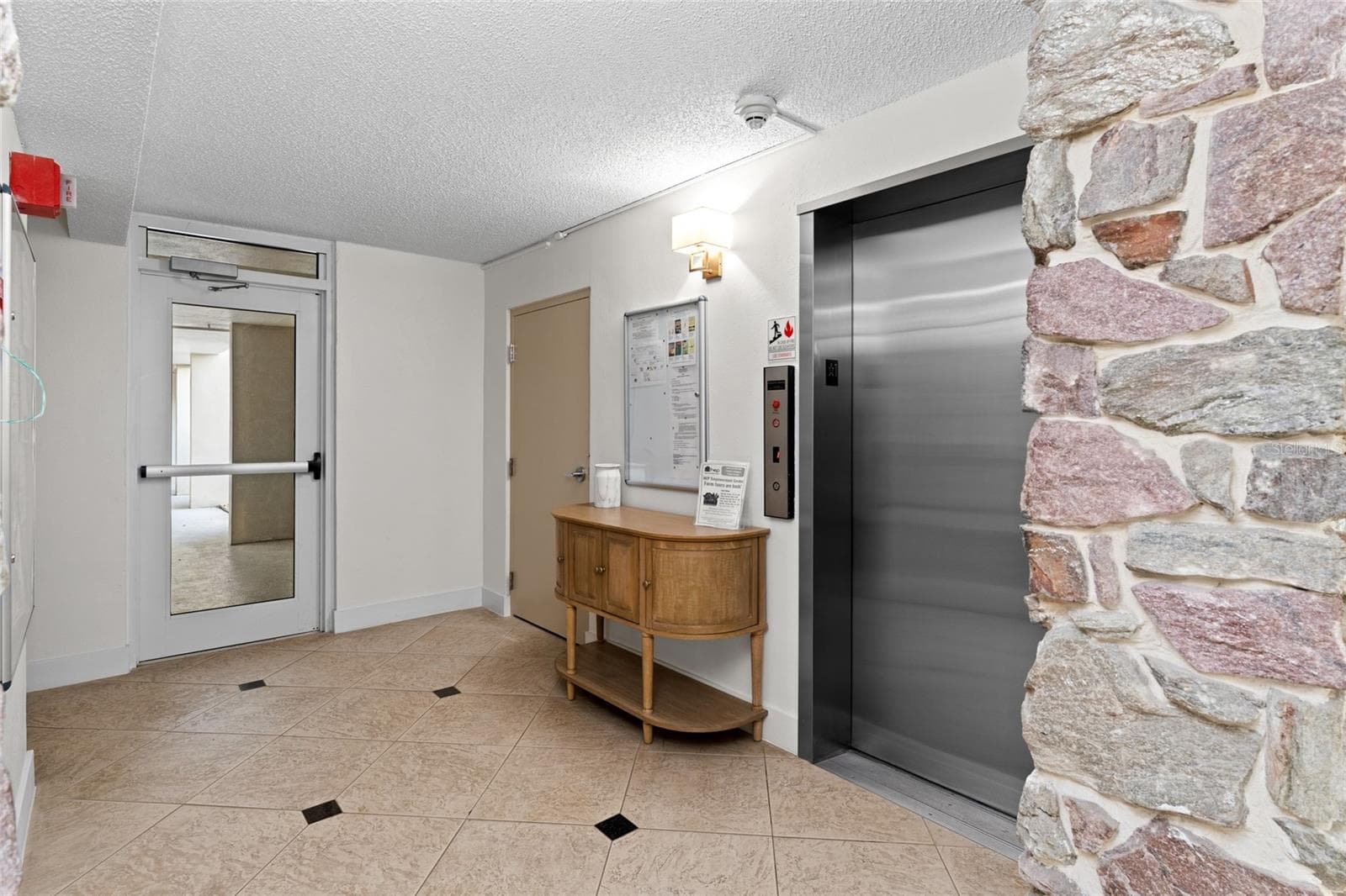 Elevator to Unit - 622 EDGEWATER DR #721, DUNEDIN