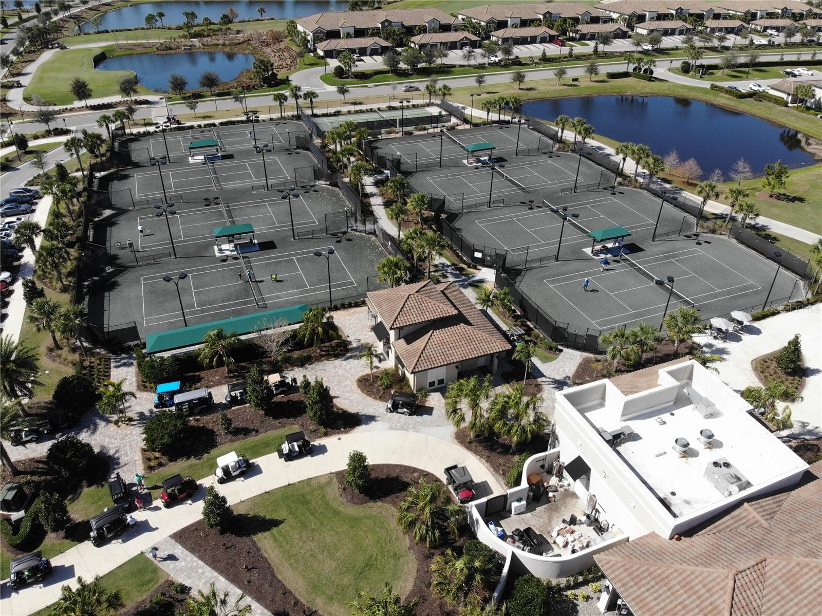 Single Family Residence at 5716 CHEECH GLN, LAKEWOOD RANCH, photo 68 of 89