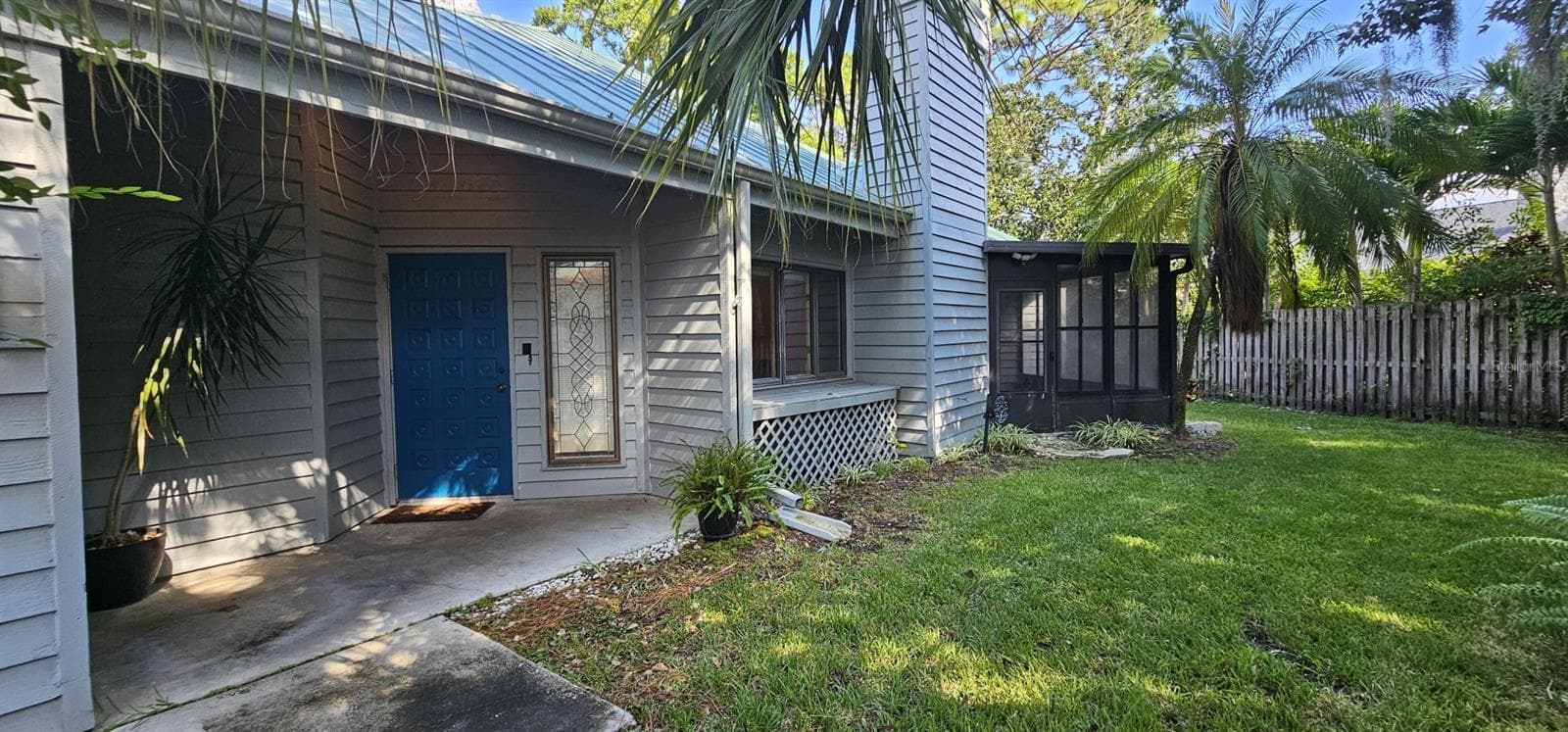 Single Family Residence at 10495 LONGWOOD DR, LARGO, photo 6 of 82