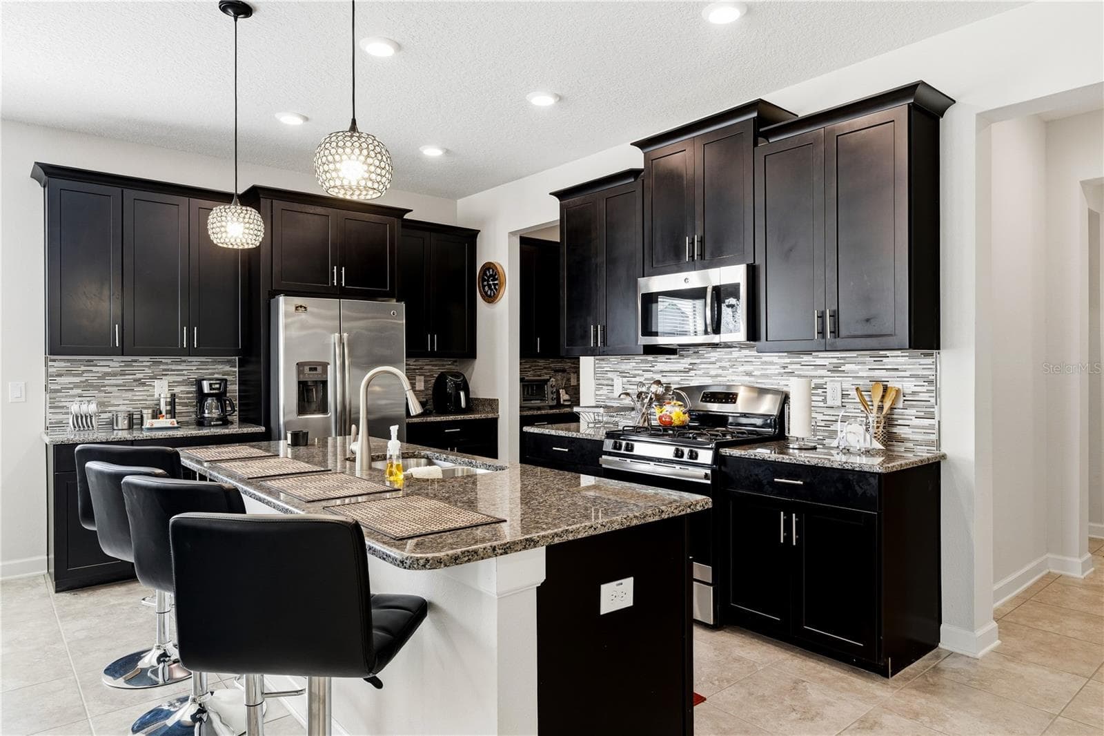 Single Family Residence at 15007 NIGHT HERON DR, WINTER GARDEN, photo 3 of 65