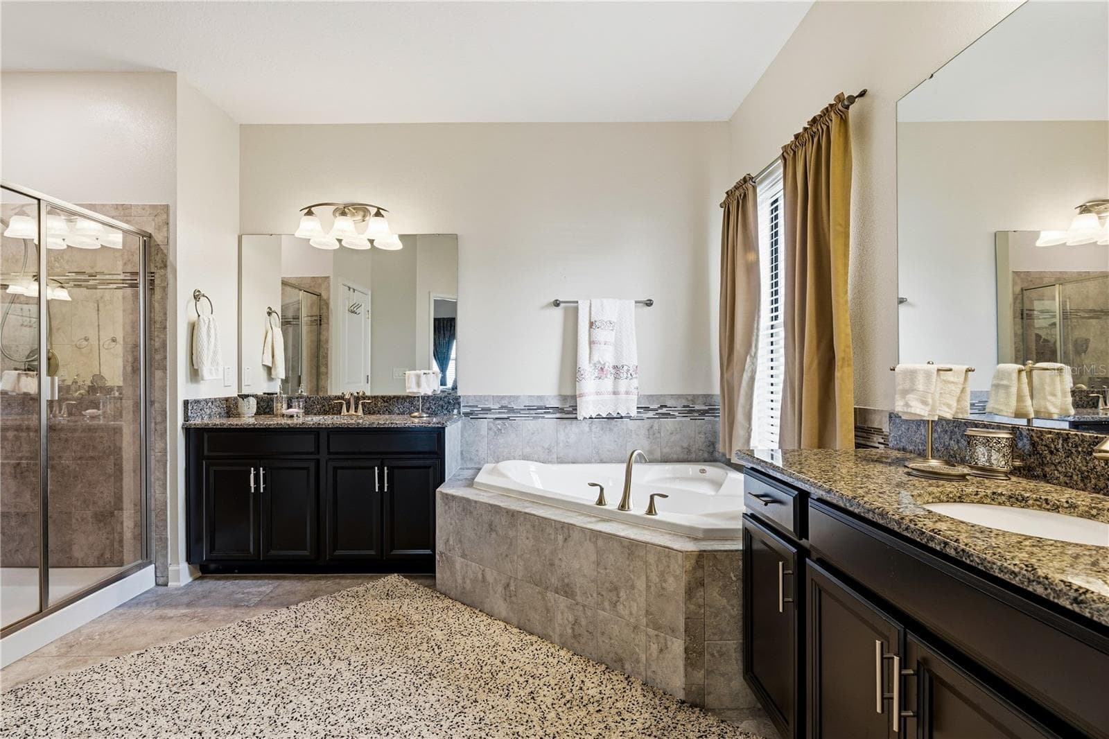 Single Family Residence at 15007 NIGHT HERON DR, WINTER GARDEN, photo 16 of 65