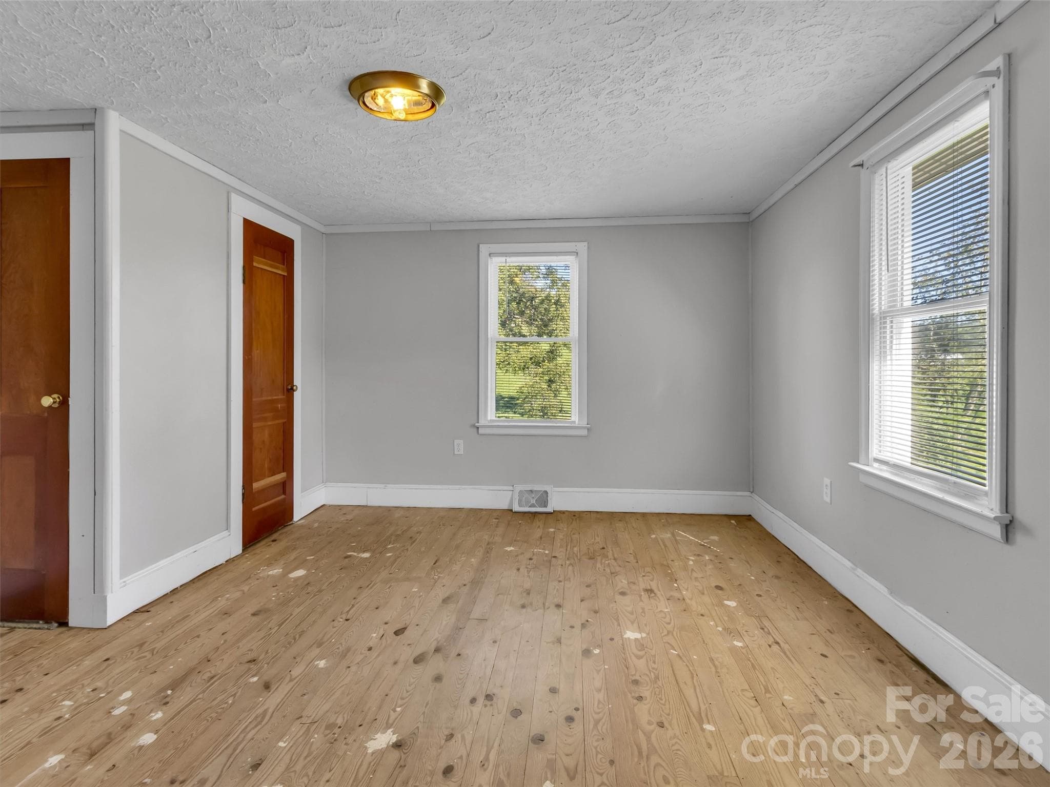 Single Family Residence at 408 Sunny Drive, Waynesville, photo 17 of 41