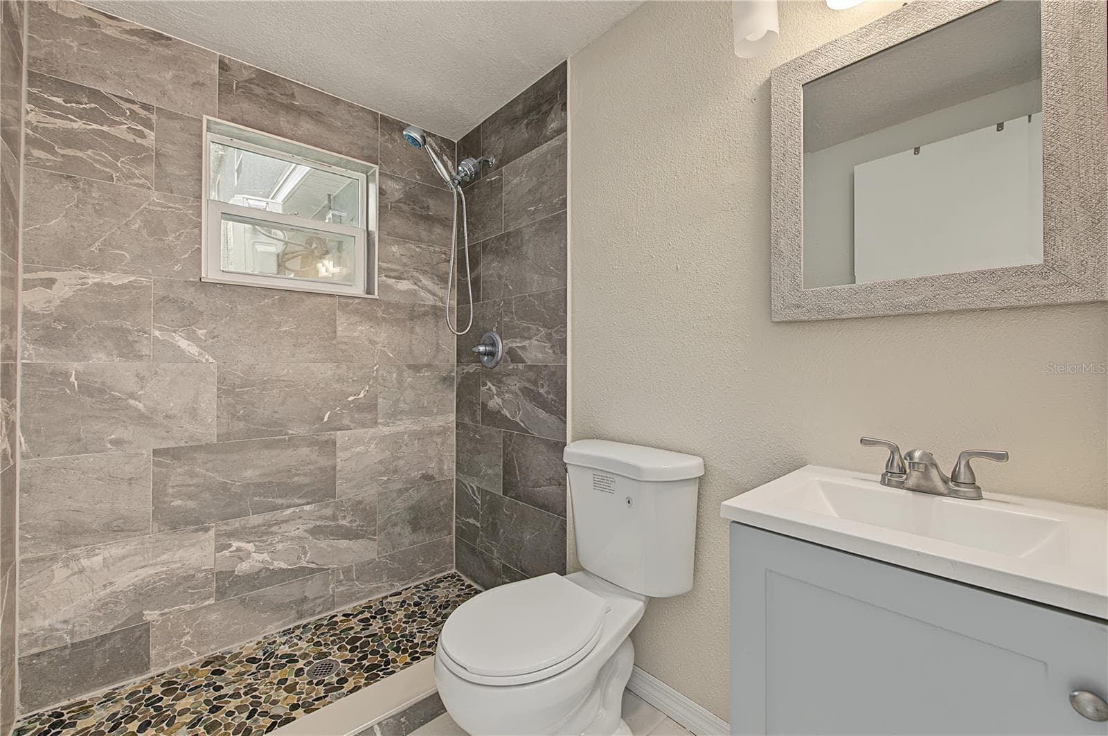 Bathroom 1 - Unit 1 - 5117 Mallett Drive - 5117 MALLETT DR, PORT RICHEY