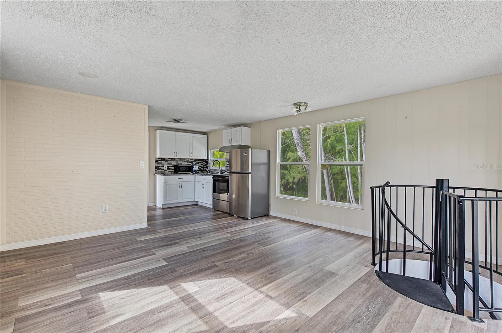 Second Floor Living Space - Unit 2 - 5117 Mallett Drive - 5117 MALLETT DR, PORT RICHEY