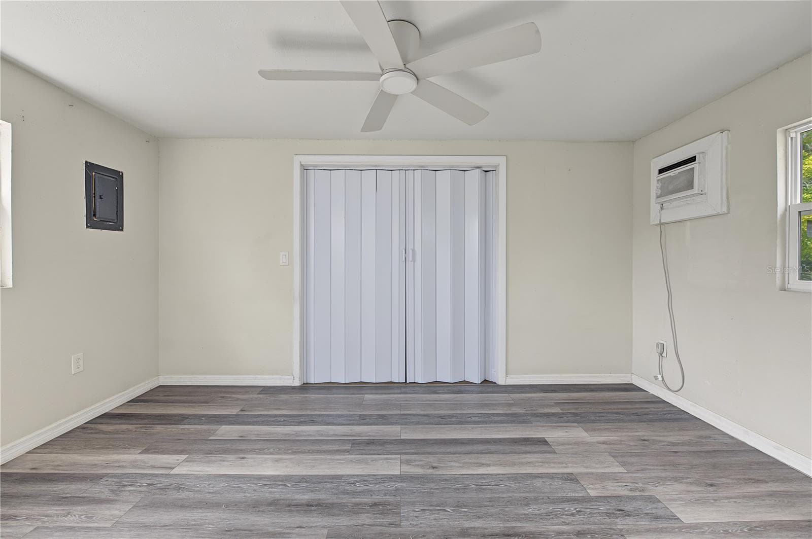 Bedroom in Second Floor Unit - Unit 2 - 5117 Mallett Drive - 5117 MALLETT DR, PORT RICHEY