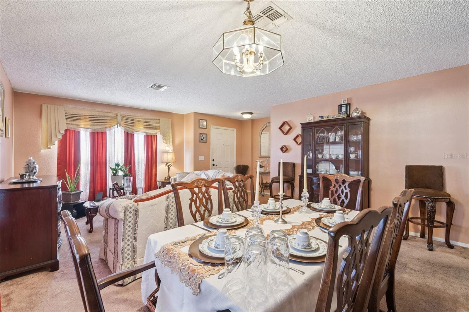 Single Family Residence at 1134 KEMPTON CHASE PKWY, ORLANDO, photo 12 of 35