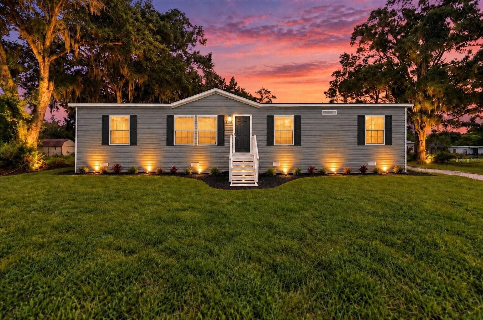 Manufactured Home at 1228 SPARTON AVE, PORT ORANGE, photo 3 of 46