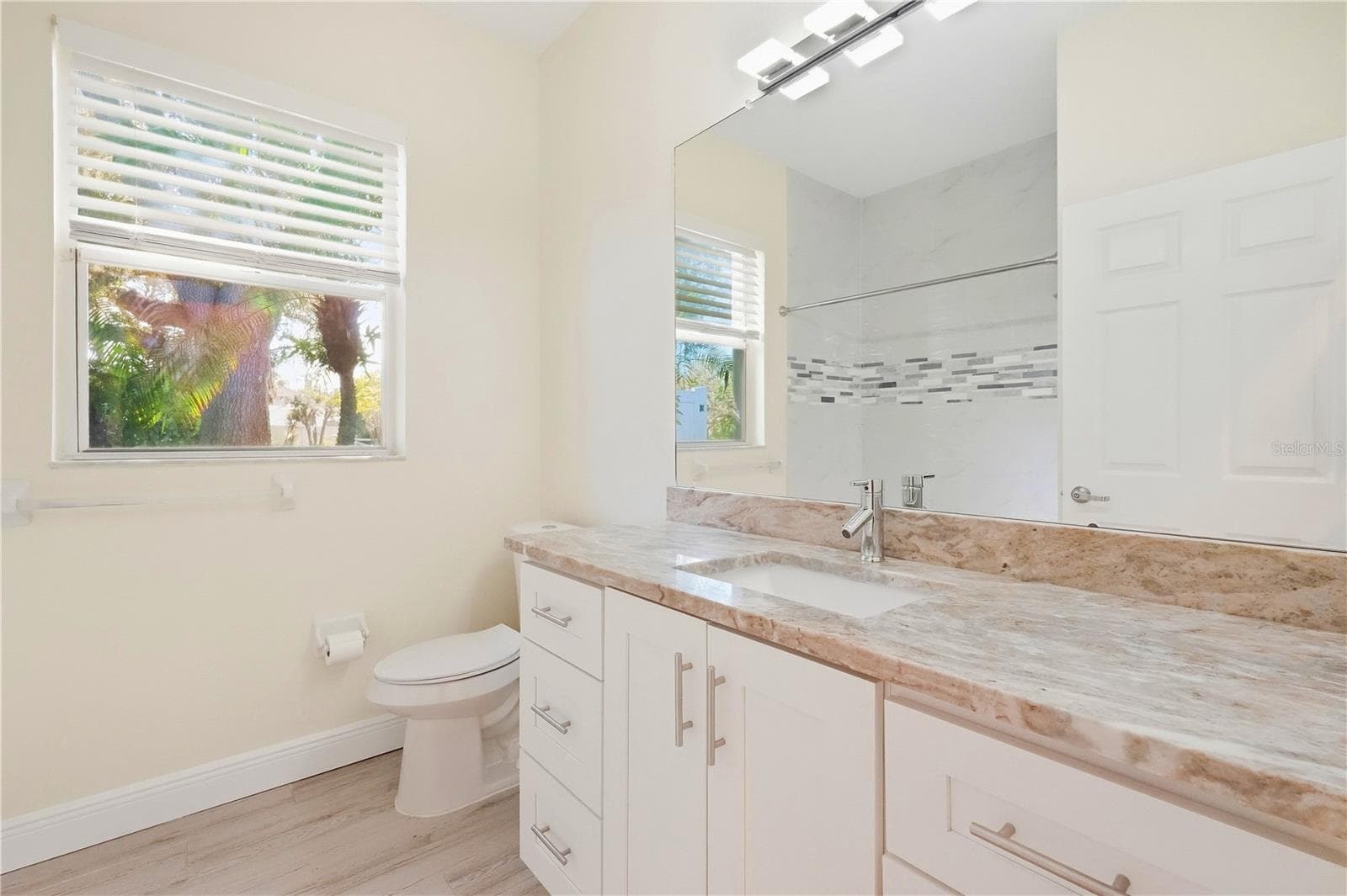 Single Family Residence at 6668 MEANDERING WAY, LAKEWOOD RANCH, photo 43 of 88
