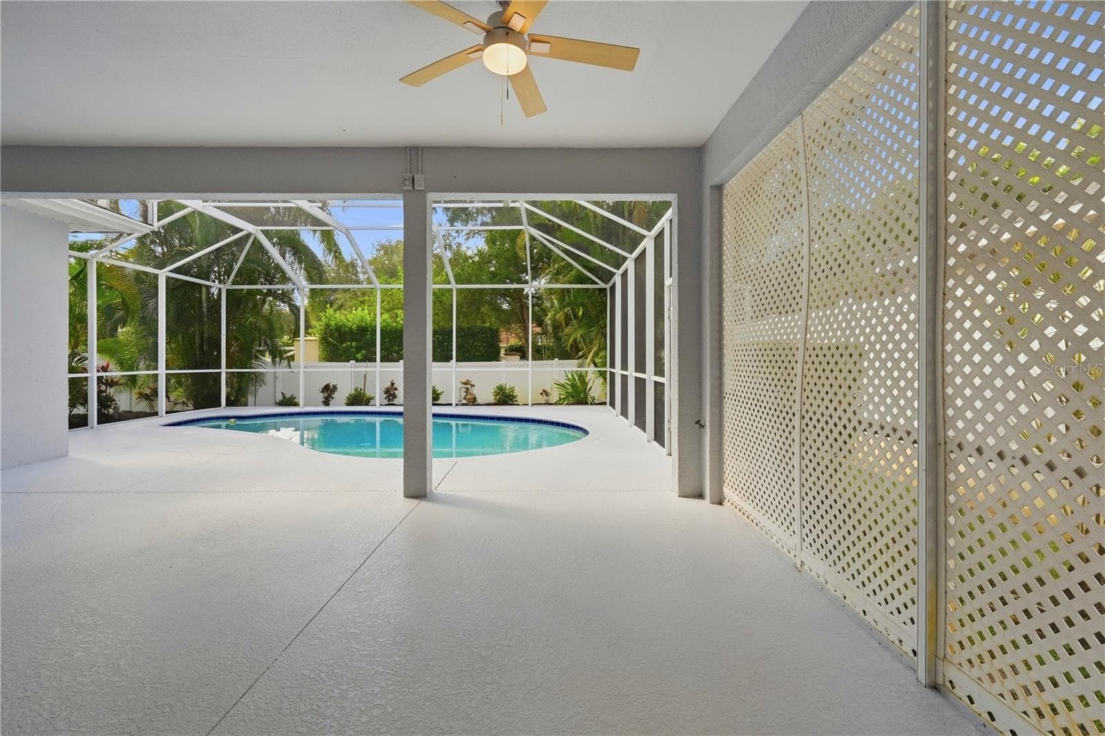 Single Family Residence at 6668 MEANDERING WAY, LAKEWOOD RANCH, photo 63 of 88