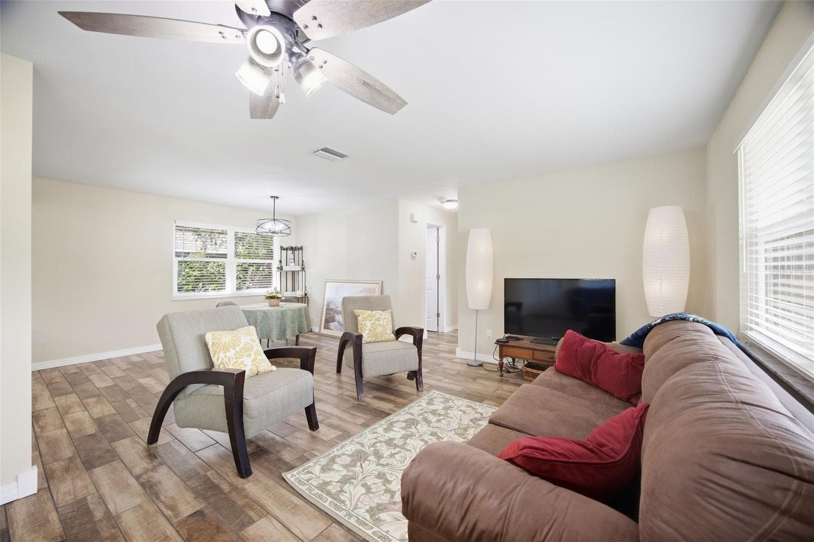 Single Family Residence at 38123 10TH AVE, ZEPHYRHILLS, photo 5 of 26