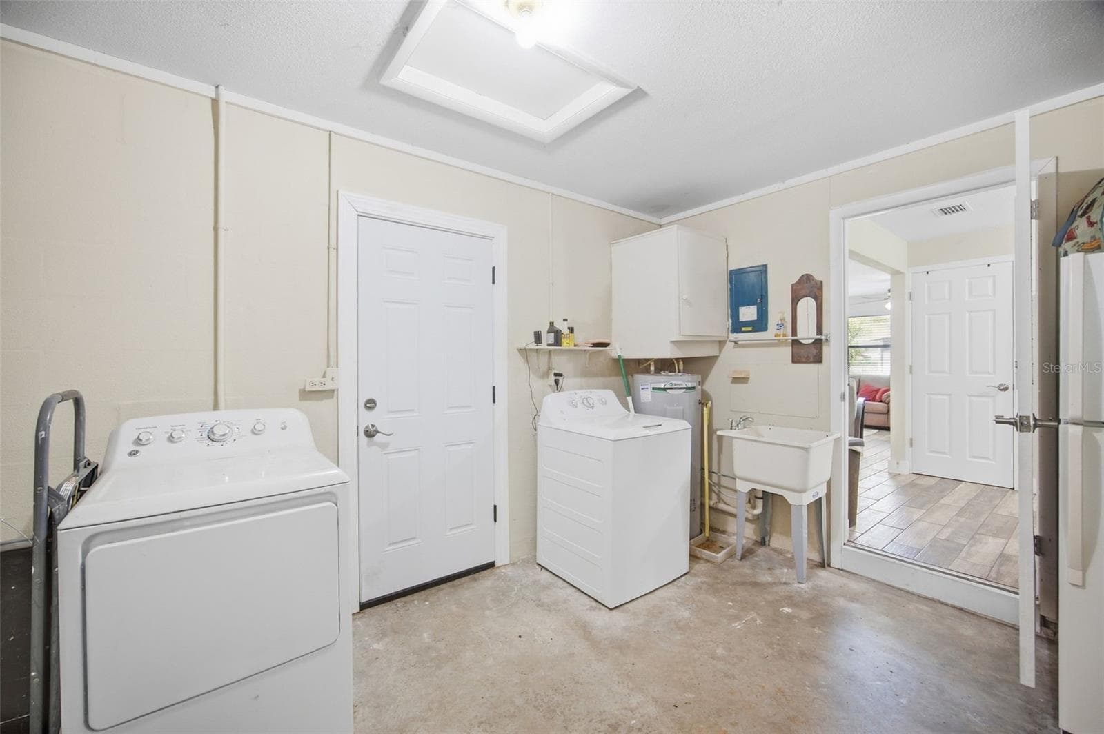 Single Family Residence at 38123 10TH AVE, ZEPHYRHILLS, photo 15 of 26