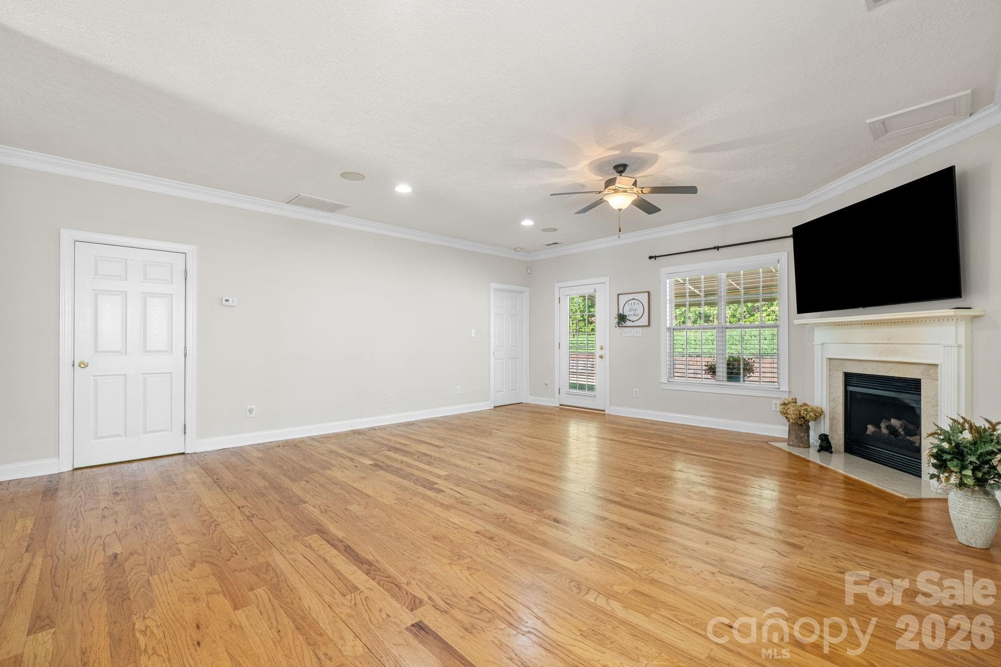 Townhouse at 4746 Braxton Gate Lane, Hickory, photo 11 of 48