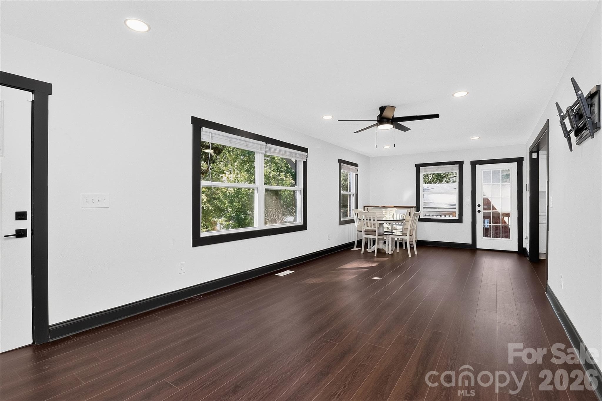 Single Family Residence at 2736 Royston Road, Charlotte, photo 8 of 43