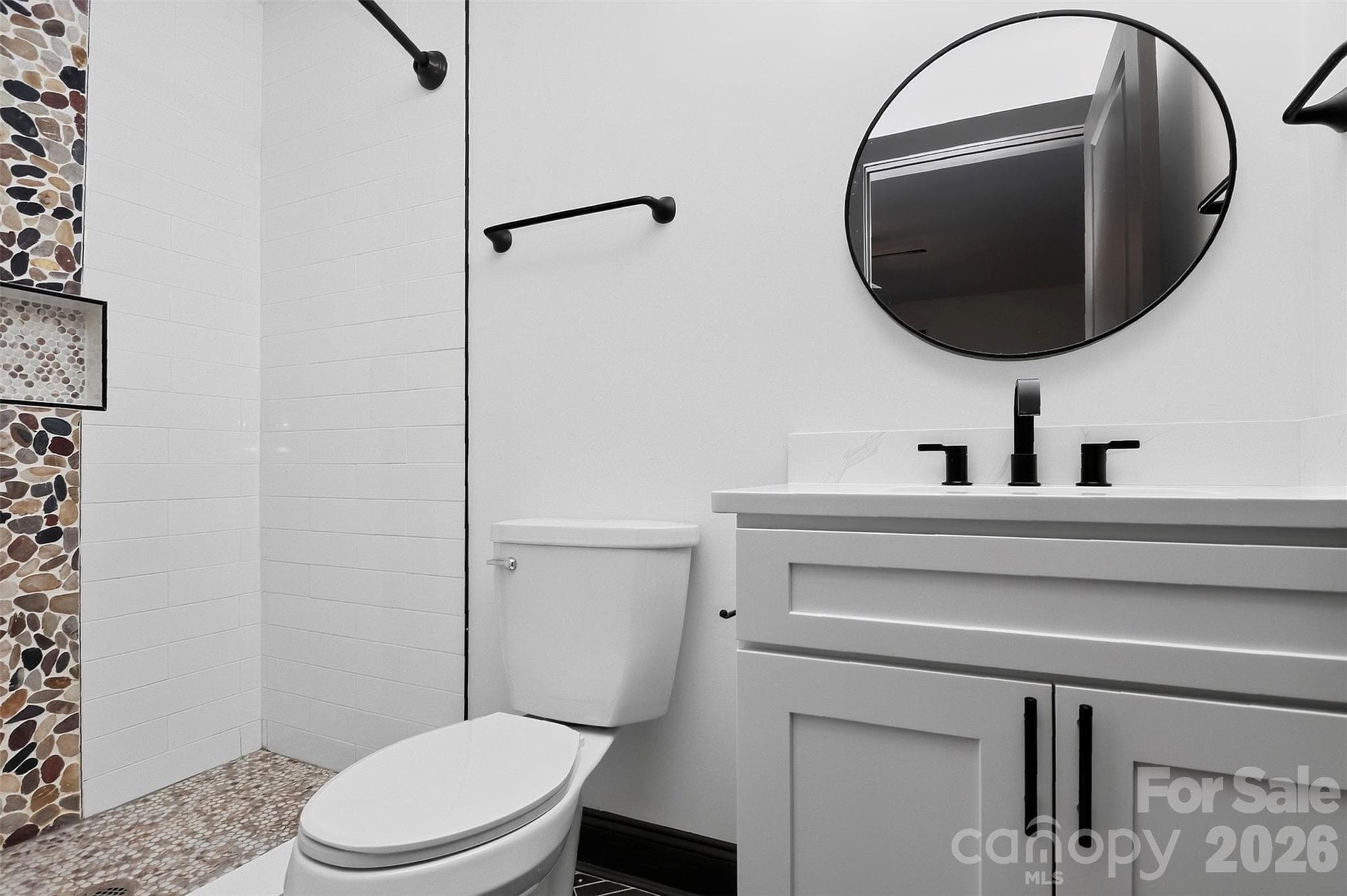 Single Family Residence at 2736 Royston Road, Charlotte, photo 26 of 43