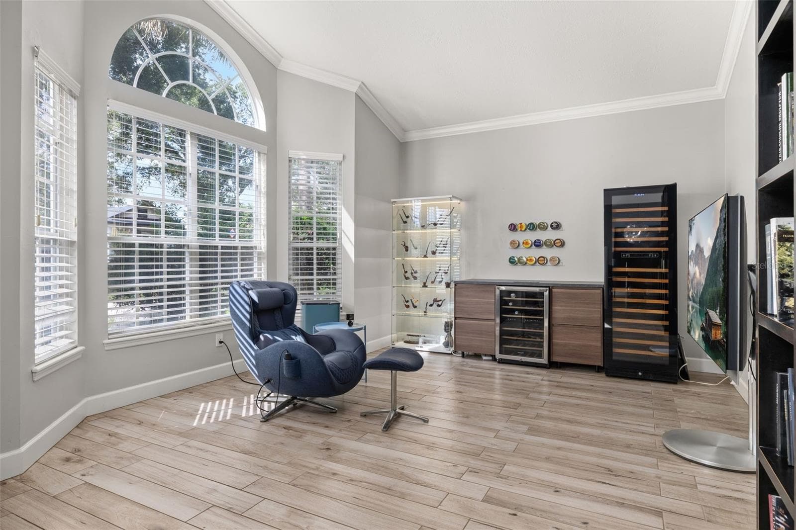 Single Family Residence at 6646 CRENSHAW DR, ORLANDO, photo 6 of 78