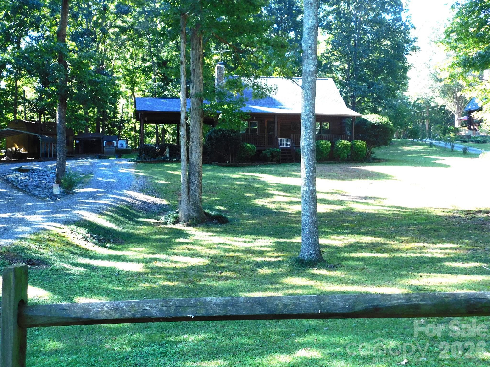 306 Chickasaw Trail