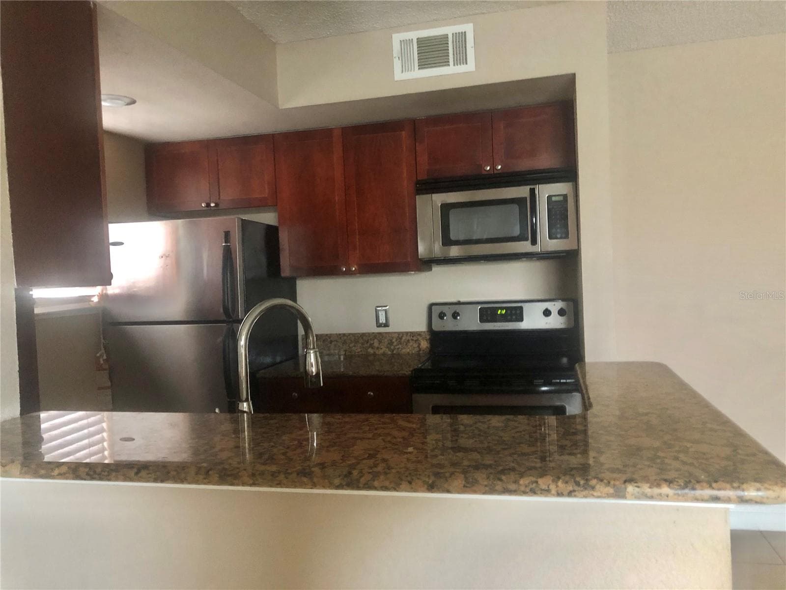 Condominium at 5128 CONROY RD #718, ORLANDO, photo 9 of 28