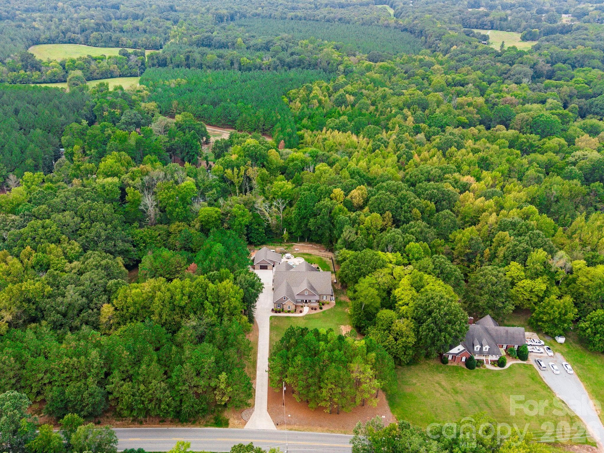 5923 Rocky River Road N