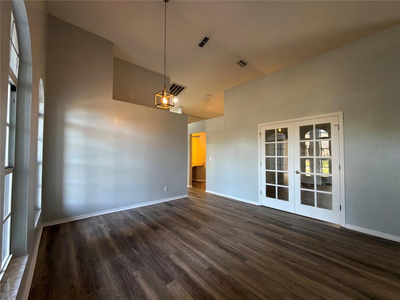 Single Family Residence at 9703 GLENPOINTE DR, RIVERVIEW, photo 17 of 40