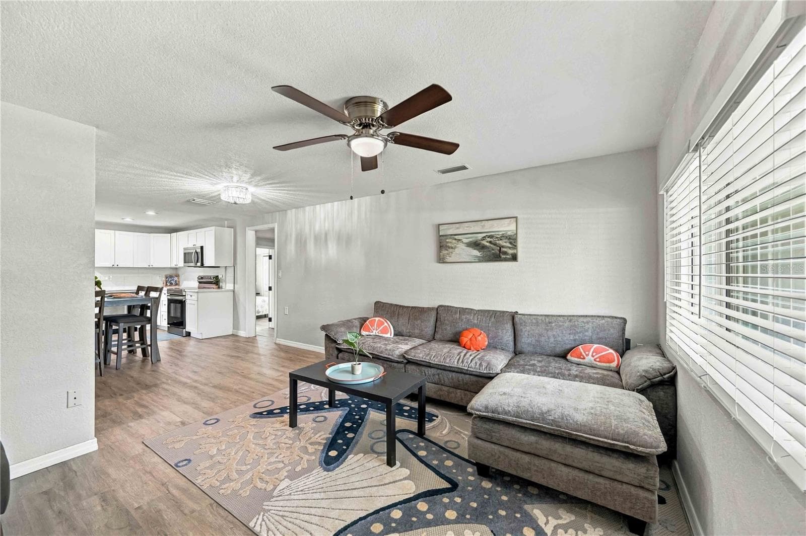 Single Family Residence at 123 VIRGINIA CT, ENGLEWOOD, photo 6 of 36