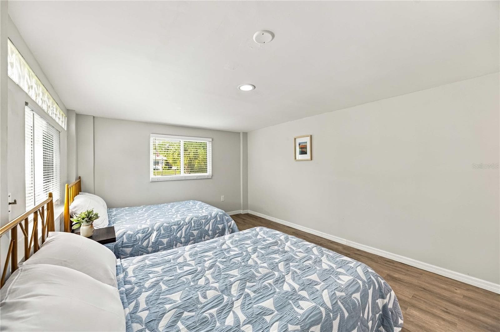 Single Family Residence at 123 VIRGINIA CT, ENGLEWOOD, photo 23 of 36
