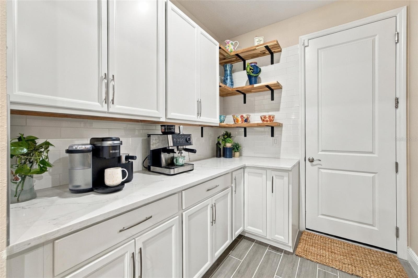 Coffee Bar/Mudroom - 7449 SEA MANATEE ST, PARRISH