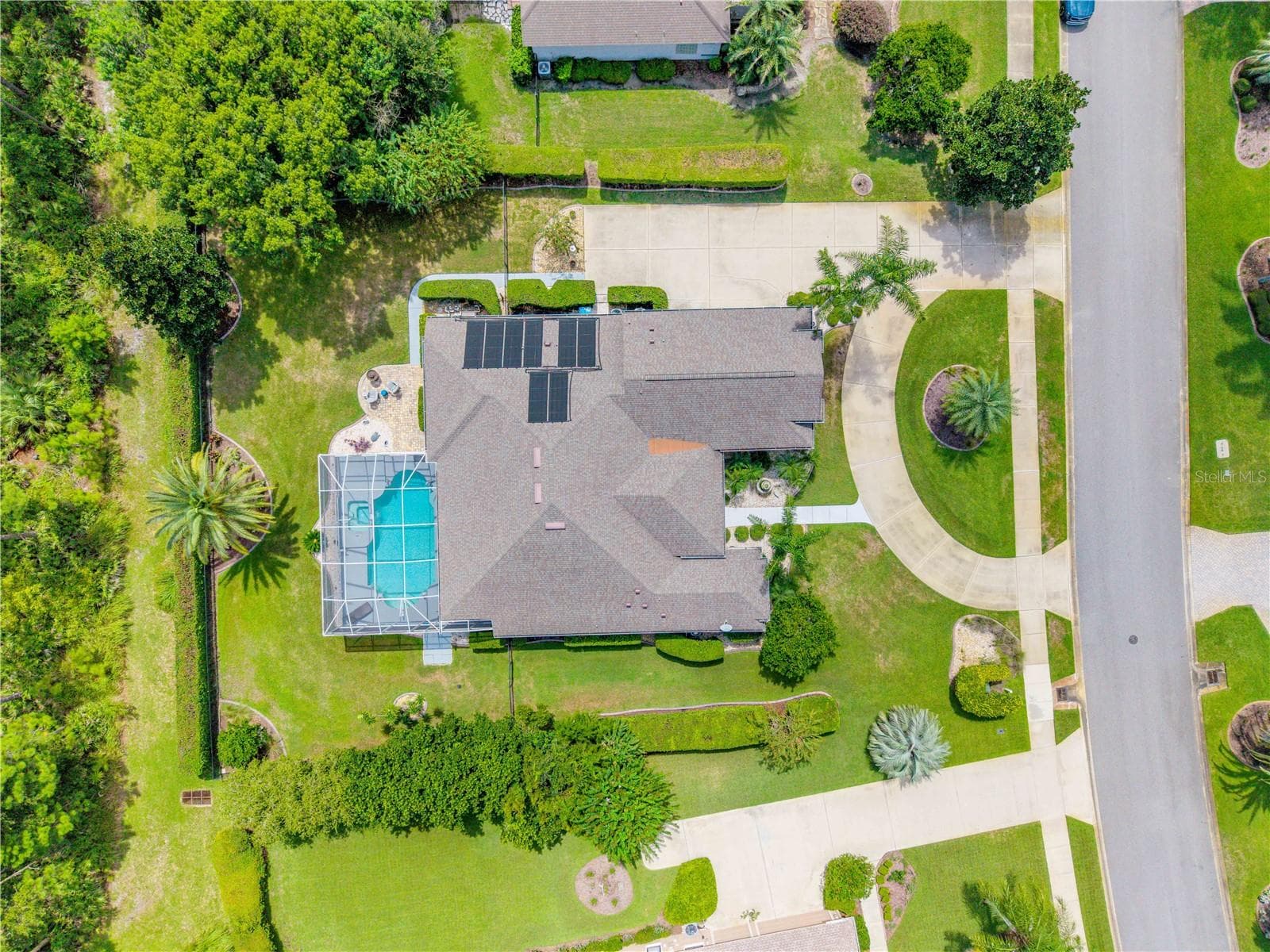 Single Family Residence at 1031 HAMPSTEAD LN, ORMOND BEACH, photo 3 of 92