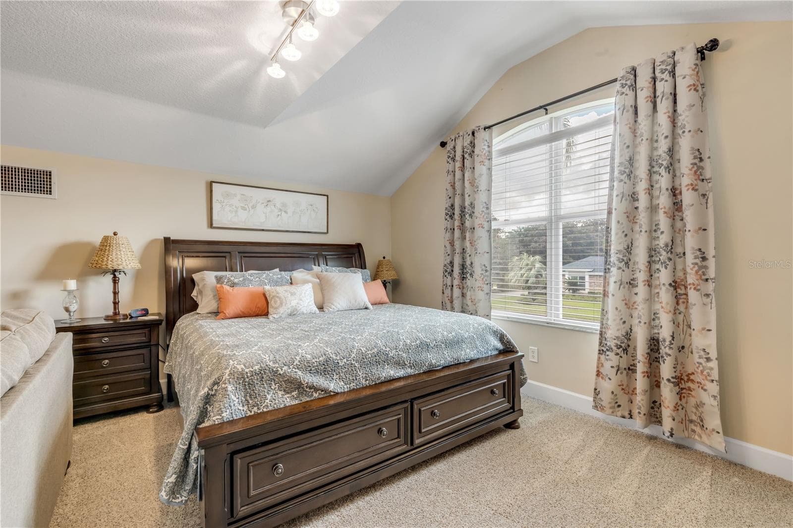 Single Family Residence at 1031 HAMPSTEAD LN, ORMOND BEACH, photo 59 of 92