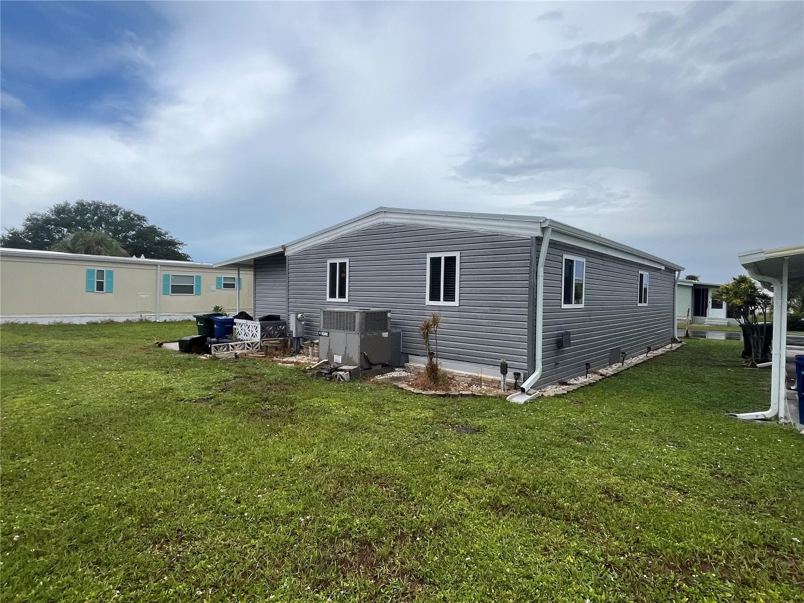 Manufactured Home at 408 S CERVINA DR S, VENICE, photo 14 of 69