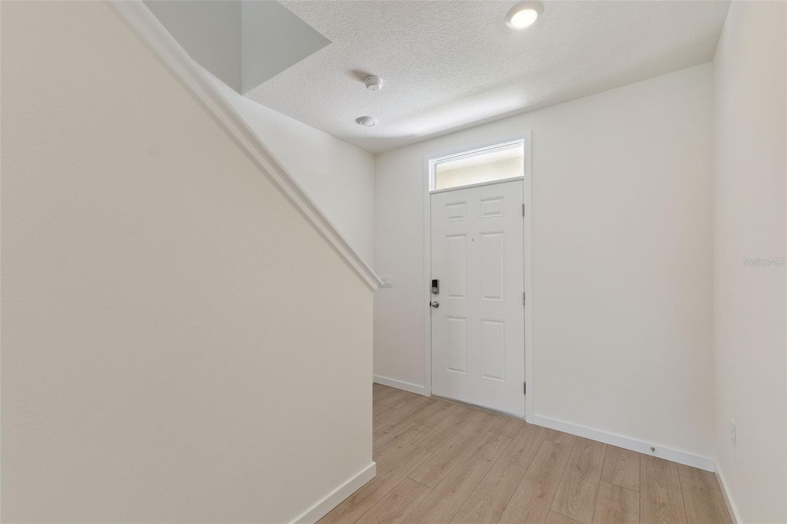 Single Family Residence at 3424 SPINEYWOOD DR, OCOEE, photo 2 of 37