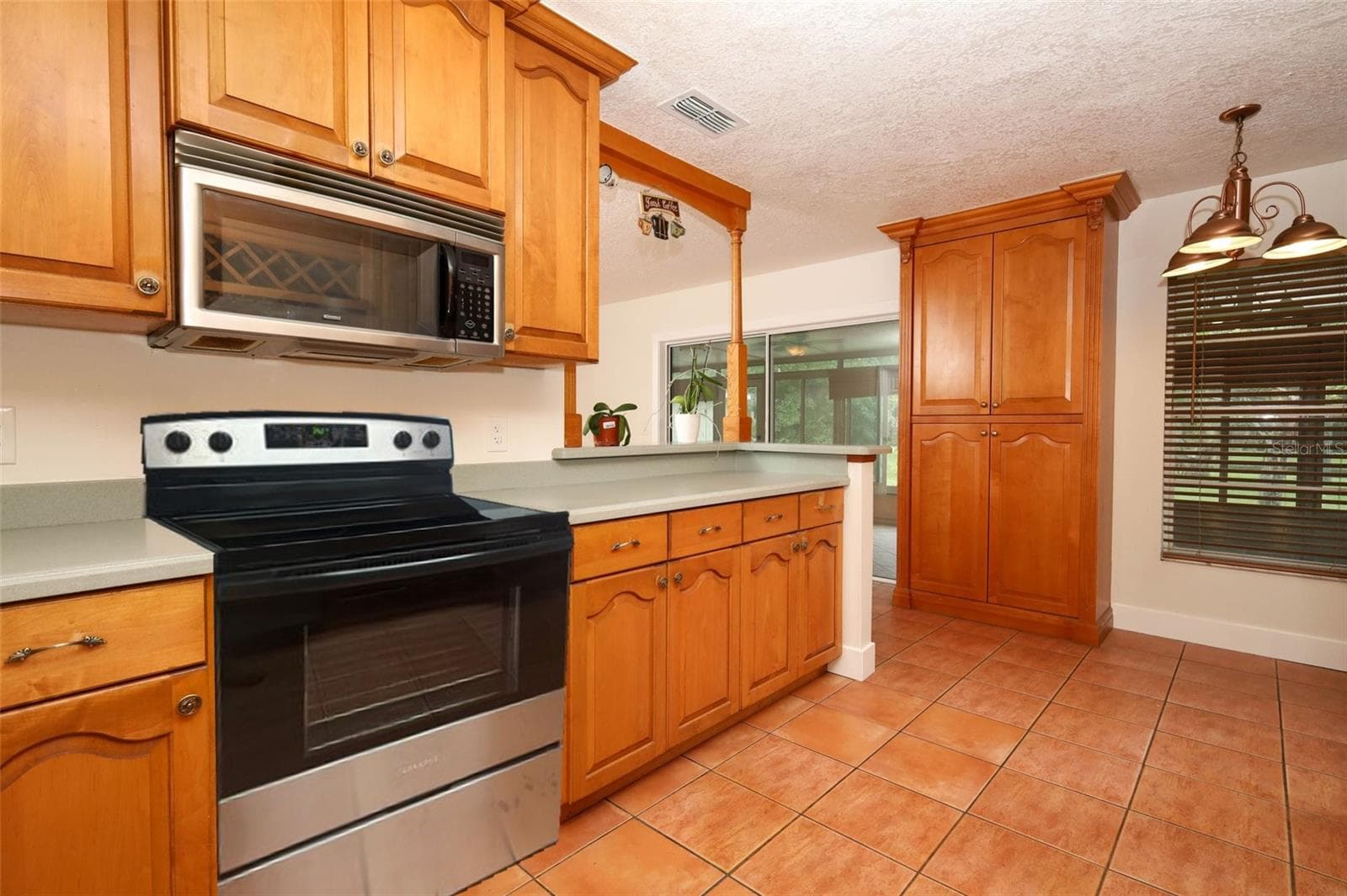 Single Family Residence at 1093 KELLY CREEK CIR, OVIEDO, photo 17 of 66