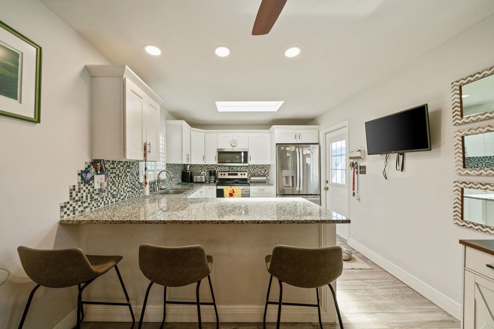 Single Family Residence at 10713 DALTON AVE, TAMPA, photo 7 of 52