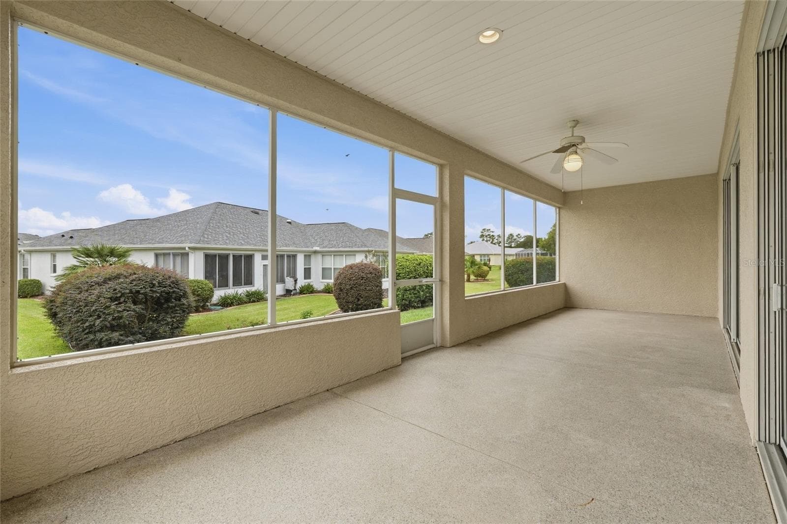 Screened Lanai - 11811 SE 91ST CIR, SUMMERFIELD