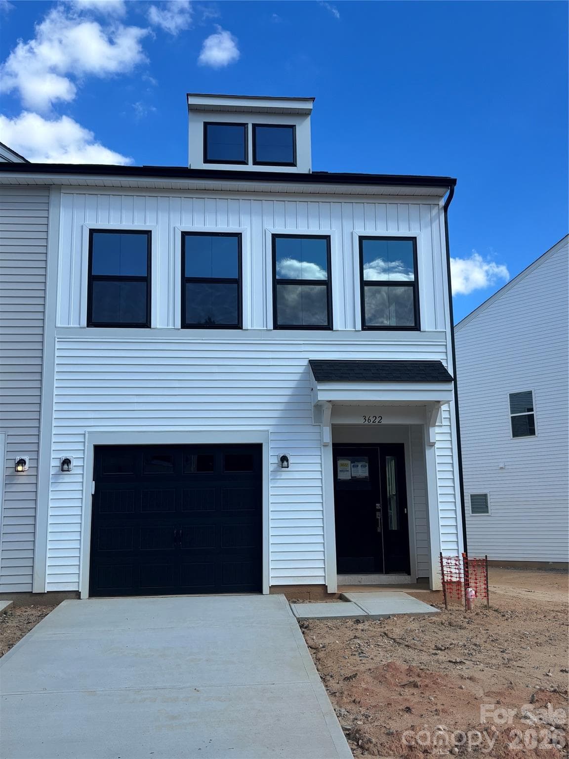 Townhouse at Charlotte, photo 4 of 29