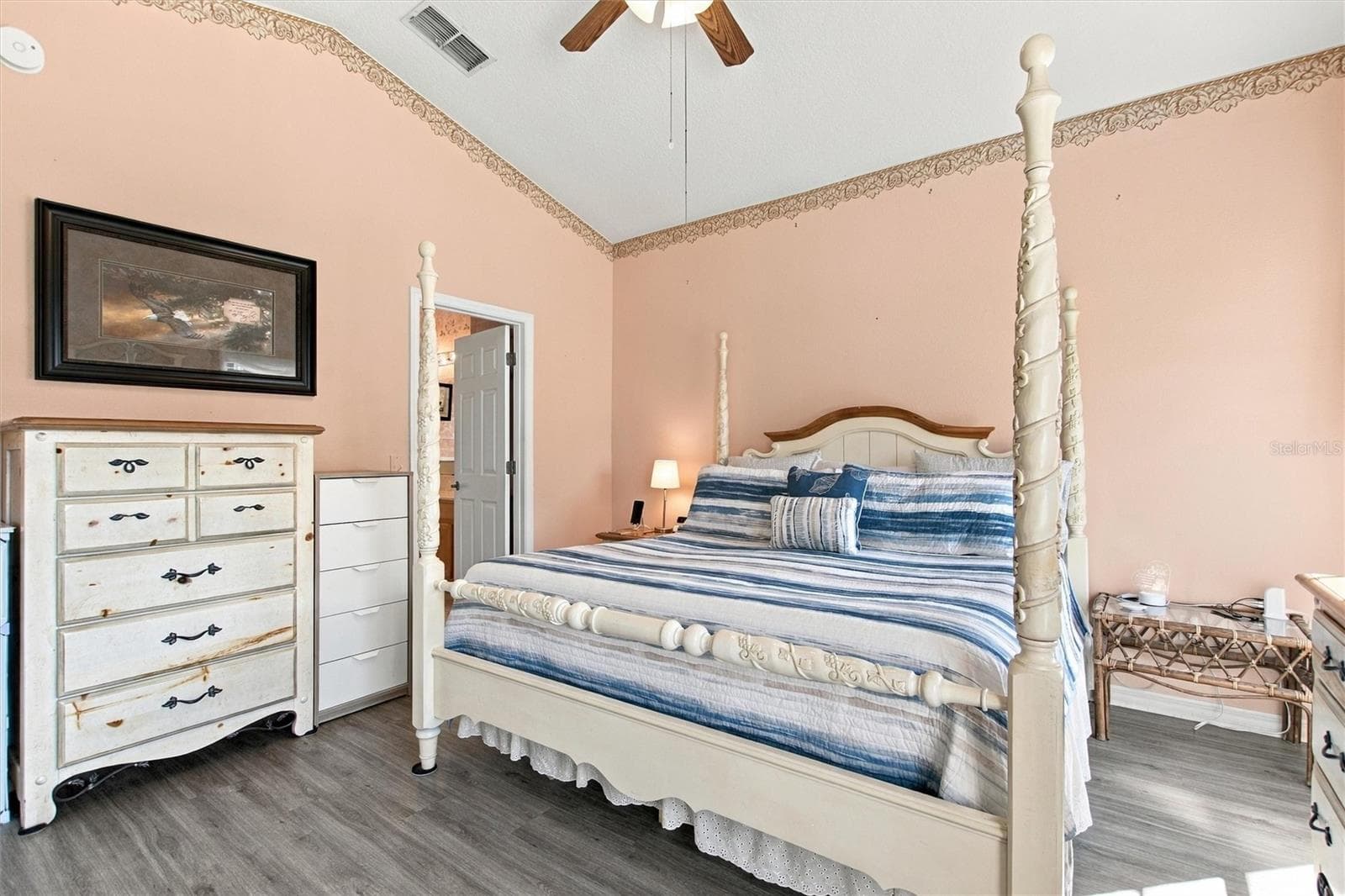 Primary en suite bedroom - 217 FLEMING LN, DAVENPORT