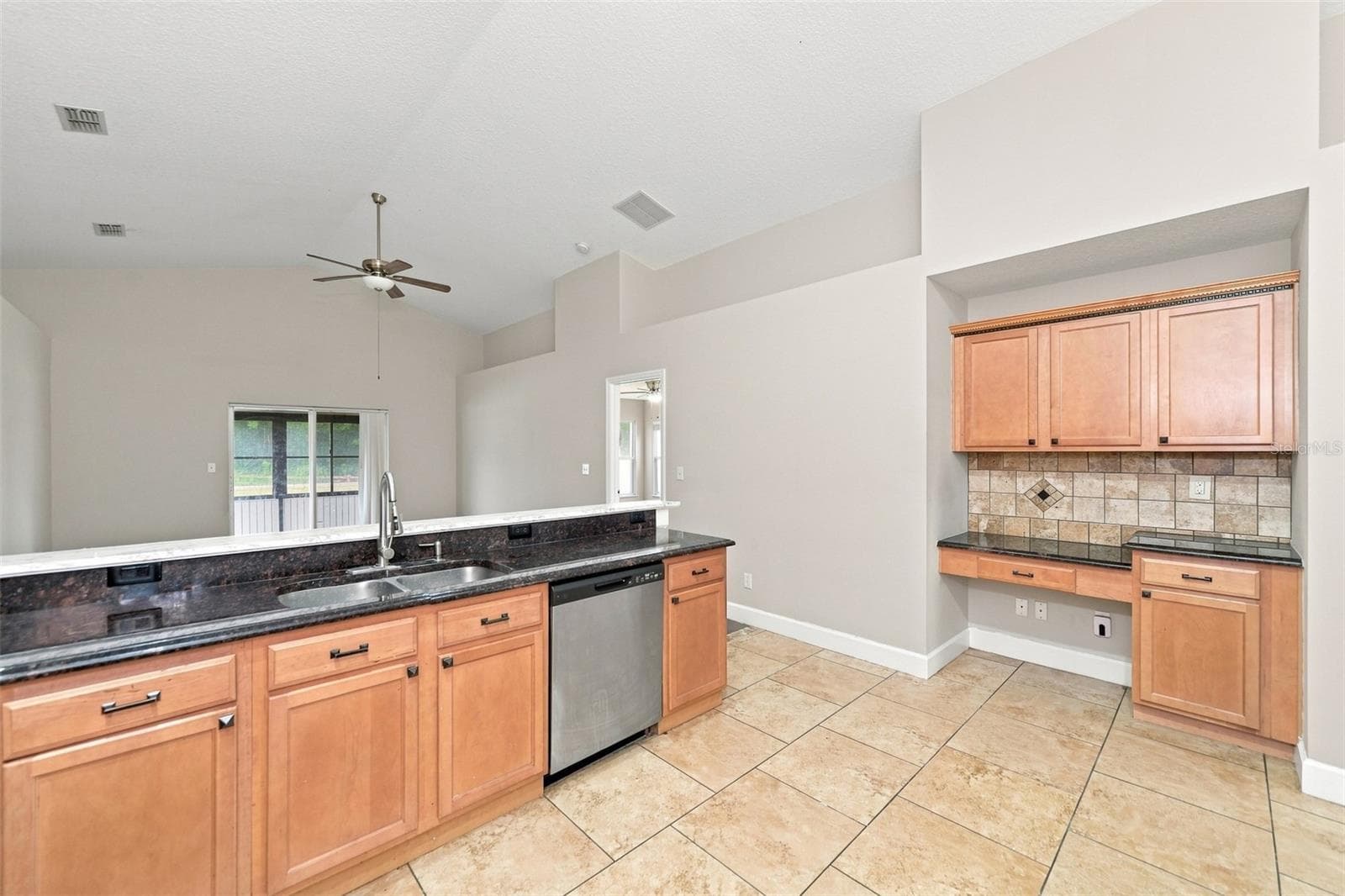 Single Family Residence at 324 ANORAK ST, GROVELAND, photo 7 of 21