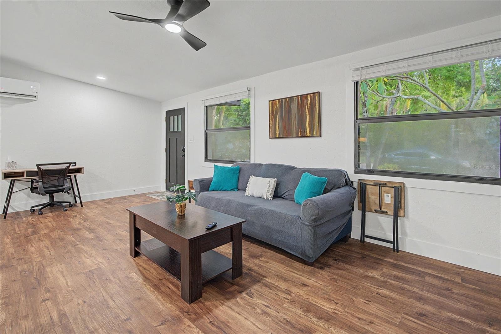 Single Family Residence at 3000 KAREN AVE, LARGO, photo 5 of 22