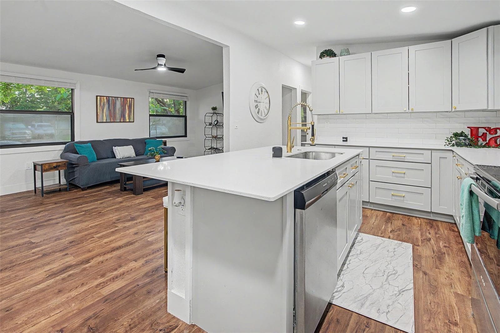 Single Family Residence at 3000 KAREN AVE, LARGO, photo 13 of 22